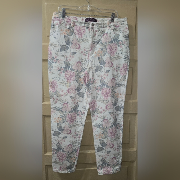 Gloria Vanderbilt Amanda Floral Cotton Blend Skinny Jean EUC Size: 18 - Picture 6 of 7